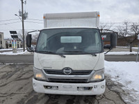 Rare Spec Unit - 2017 Hino 195 - 12Ft Aluminum Box (12x96Wx84H) with Custom Lift Gate (Waltco 2000LB... (image 6)