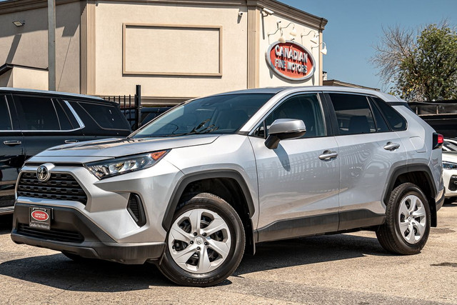 2024 TOYOTA RAV4 LE AWD | HEATED SEATS | CAM | CARPLAY | ONE OWN in Cars & Trucks in City of Toronto - Image 2