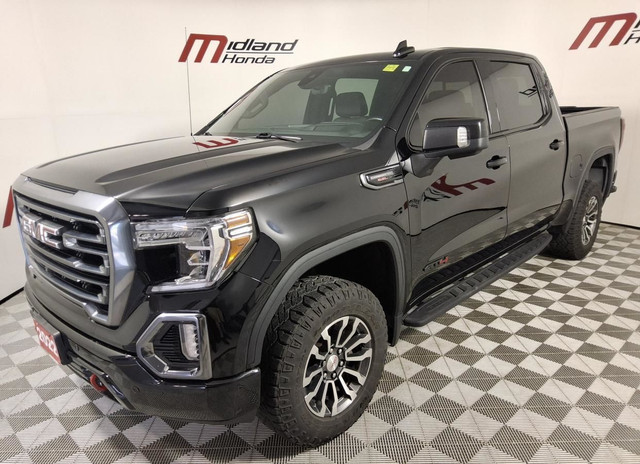 2022 GMC New Sierra 1500 Crew Cab 4x4 At4 Standard Box in Cars & Trucks in Barrie - Image 3