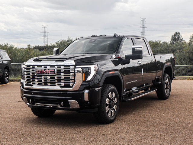 2025 GMC Sierra 3500HD Denali in Cars & Trucks in Strathcona County - Image 4