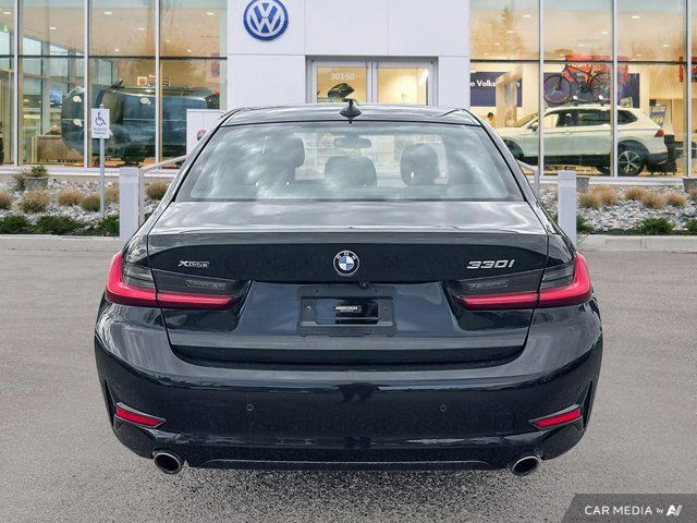 2021 BMW 3 Series 330i xDrive in Cars & Trucks in Abbotsford - Image 4