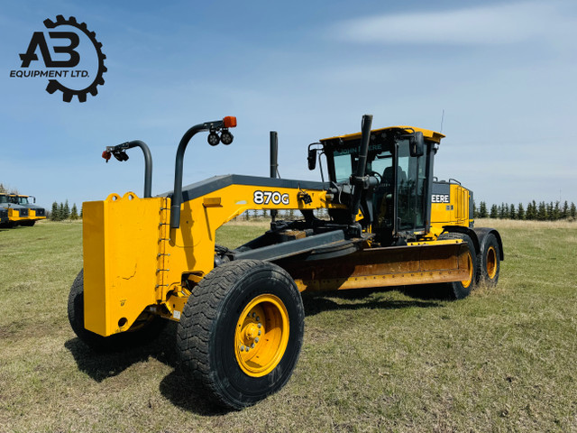 2011 DEERE 870G GRADER in Heavy Equipment in Calgary
