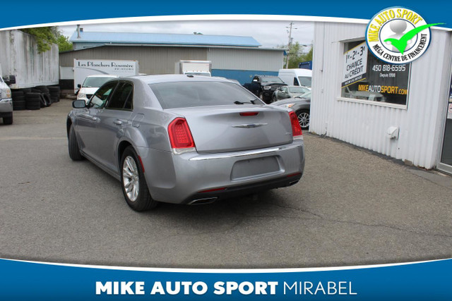 2016 Chrysler 300 Berline 4 portes tourisme, traction arrière!!  in Cars & Trucks in Laval / North Shore - Image 3