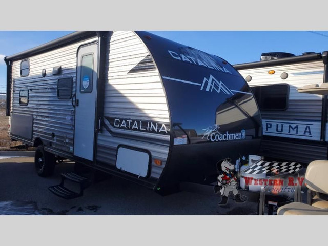 2024 Coachmen RV Catalina Summit Series 7 184BHS in Travel Trailers & Campers in Calgary