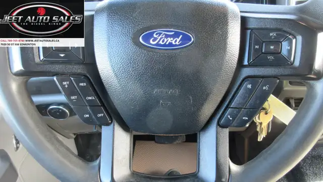 2018 Ford Super duty F-550 DRW SERVICE TRUCK with VMAC AND CRANE in Heavy Trucks in Vancouver - Image 30