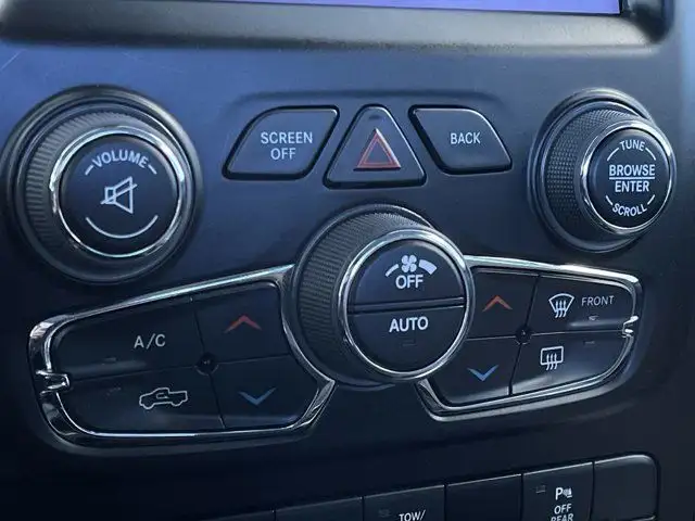 2023 Ram 1500 Classic Express | 4X4 | Backup Camera in Cars & Trucks in Prince George - Image 37