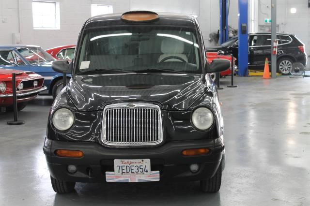 2004 LTI LONDON CAB in Cars & Trucks in City of Toronto - Image 2