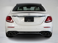 This stunning 2020 Mercedes-Benz E 53 AMG 4MATIC+ blends exhilarating performance with refined luxur... (image 6)