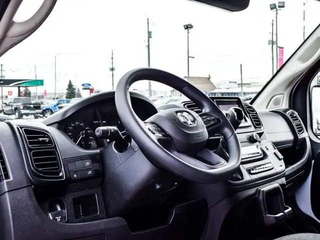 2025 Ram ProMaster Cargo Van 1500 Low Roof 136 WB w/Pass Seat in Cars & Trucks in Mississauga / Peel Region - Image 3