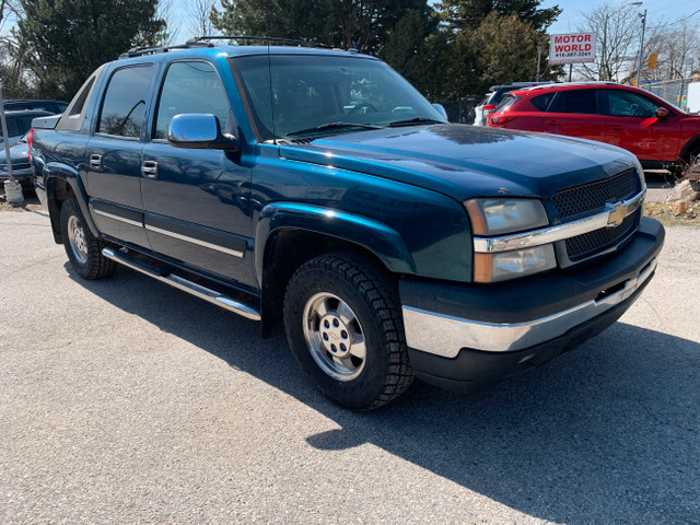 2006 Chevrolet Avalanche LT in Cars & Trucks in City of Toronto - Image 4