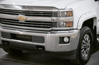 Discover the power and capability of the 2018 Chevrolet Silverado 3500 LT, now available at Southsid... (image 7)
