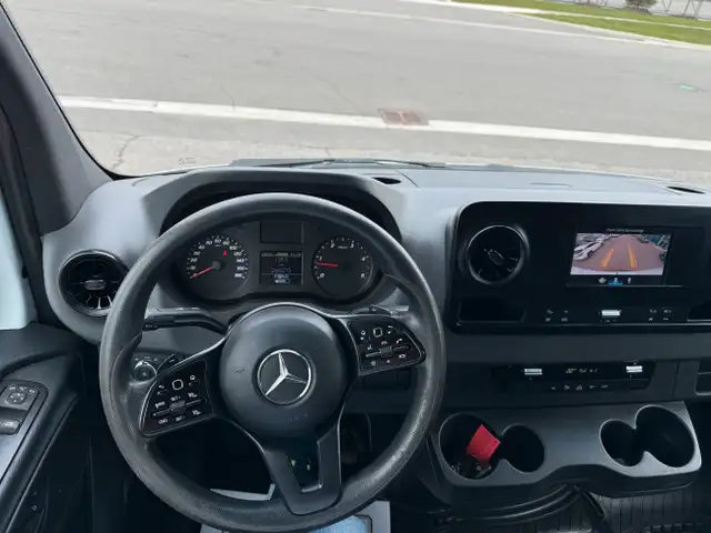2019 Mercedes-Benz Sprinter Cargo Van 2500- CARGO dans Autos et camions dans Région d’Oakville/Halton - Image 17