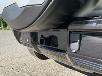 HUMMER EV First Edition Extreme Off-Road package Skid platesr, Rock sliders 35-inch mud-terrain tire... (image 9)