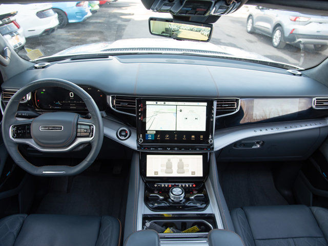 2023 Jeep Grand Wagoneer Series III 4x4, Massage Seats, HUD in Cars & Trucks in Calgary - Image 3