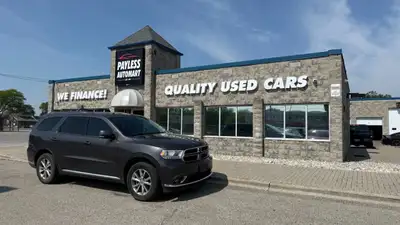 2014 Dodge Durango AWD (7 passenger) -In Granite Crystal Metallic -Touch screen -Backup camera -Blue...