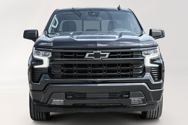 2022 Chevrolet Silverado 1500 RST Z71 Awd 4X4 Crew Cab / 5.3L V8 in Cars & Trucks in City of Montréal - Image 2