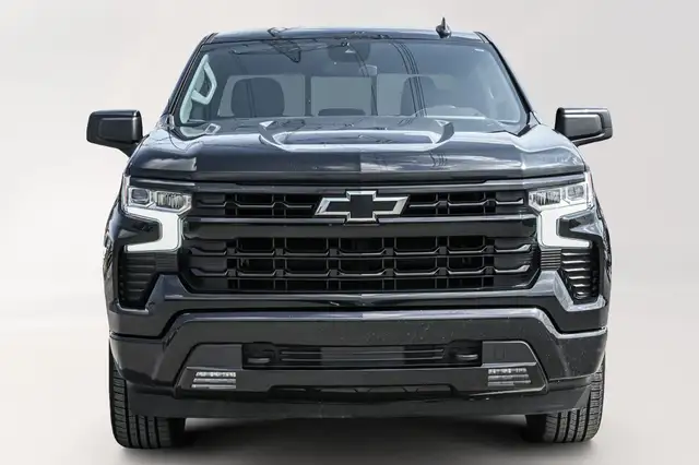 2022 Chevrolet Silverado 1500 RST Z71 Awd 4X4 Crew Cab / 5.3L V8 in Cars & Trucks in City of Montréal - Image 3