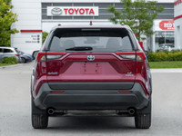 Ruby Flare Pearl 2020 Toyota RAV4 Hybrid LE AWD! Heated Seats / Back Up Camera / Alloy Wheels / Afte... (image 6)