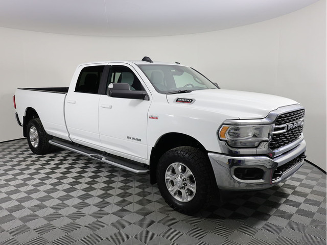 2022 Ram 2500 Big Horn Crew Cab | 6.4L HEMI | in Cars & Trucks in Calgary - Image 3