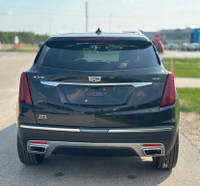 Panoramic Sunroof Leather Seats Heated Front Seats Bose Premium Sound System Power Liftgate Heated S... (image 5)