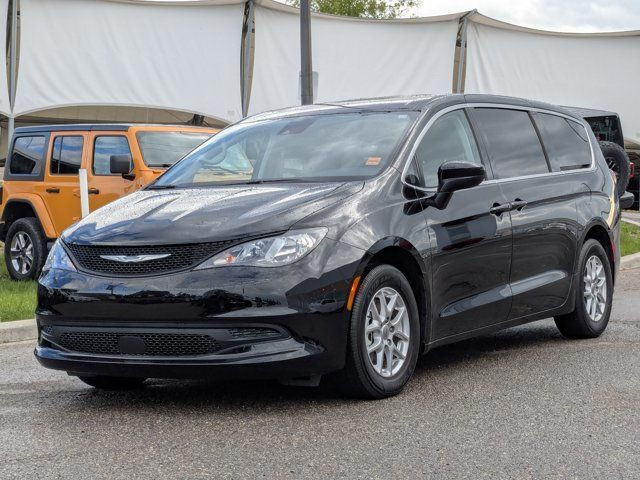 2024 Chrysler Grand Caravan SXT-7.0 Touchscreen-Stow-N-Go-& More in Cars & Trucks in Calgary - Image 4