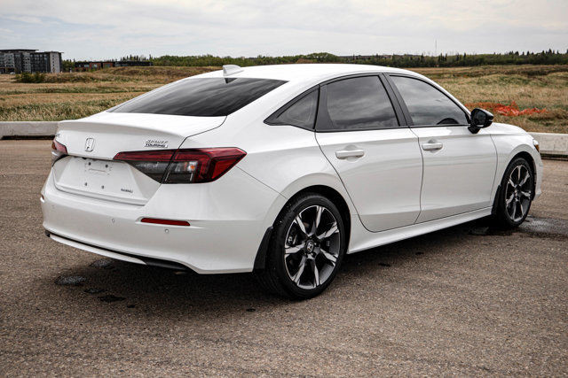 2025 Honda Civic Sedan Hybrid TOURING SPORT LOADED LEATHER in Cars & Trucks in Strathcona County - Image 3