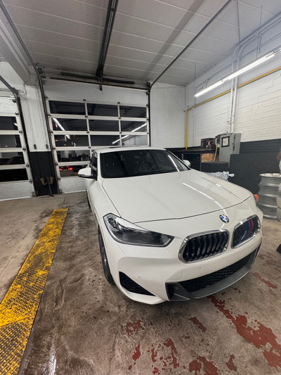 2022 BMW X2 28i