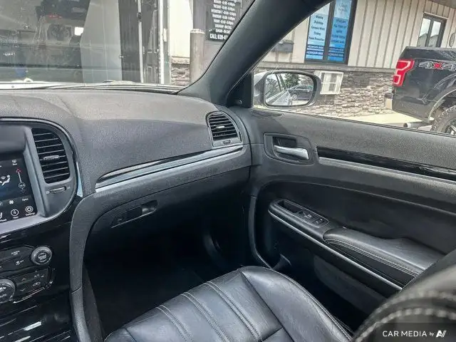 2022 Chrysler 300 S | Leather | Sunroof | Remote Start in Cars & Trucks in Saskatoon - Image 30