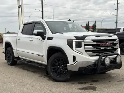 Tired of settling for less when it comes to your drive? Meet the robust 2023 GMC Sierra 1500 SLE, a...