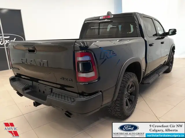 2022 Ram 1500 Rebel REBEL NIGHT EDITION - HEATED LEATHER SEATS - dans Autos et camions dans Calgary - Image 6