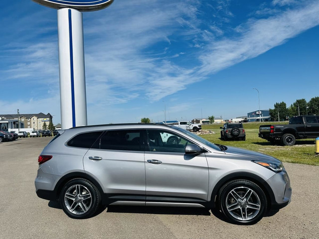 2017 Hyundai Santa Fe LIMITED XL AWD / LOADED! / 7 PSNGR! / TOW  in Cars & Trucks in Edmonton - Image 3