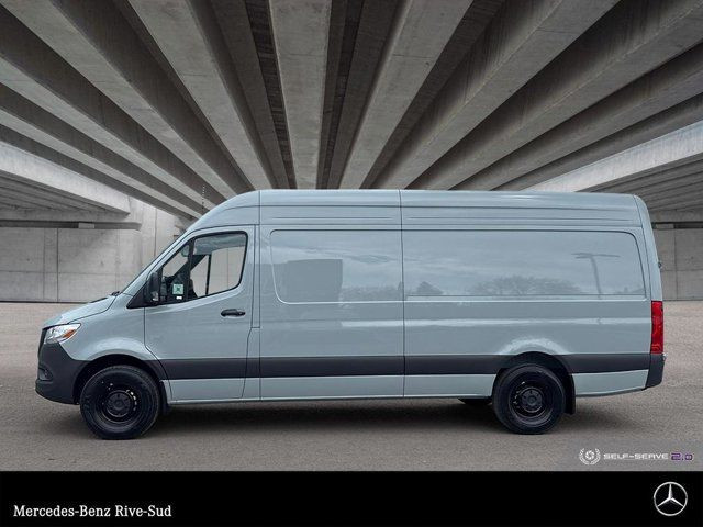 2025 Mercedes-Benz Sprinter 2500 170 Wheelbase High Roof RWD in Cars & Trucks in Longueuil / South Shore - Image 2