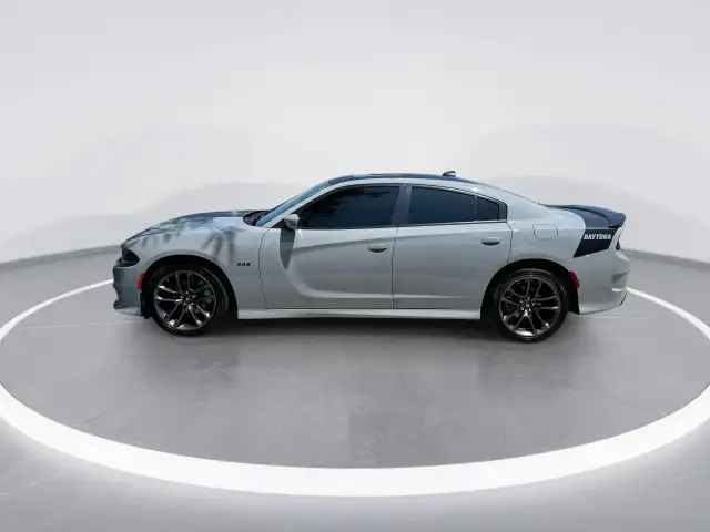 2021 Dodge Charger in Cars & Trucks in Markham / York Region - Image 6