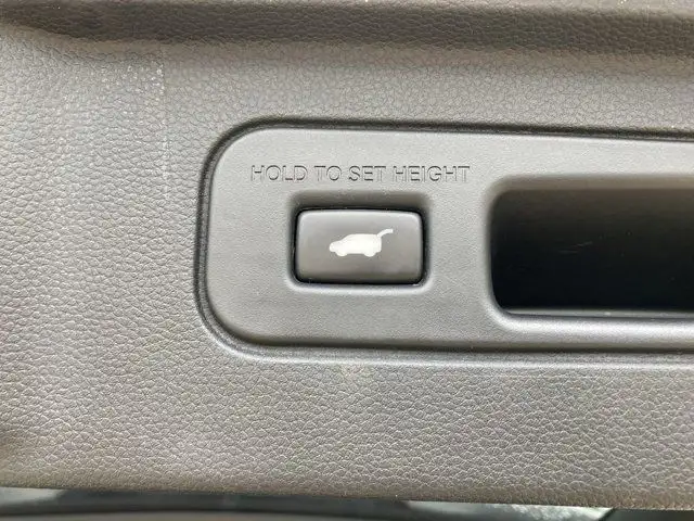 2023 Honda Pilot Black Edition AWD | AC Seats | Heated Seats in Cars & Trucks in Hamilton - Image 21
