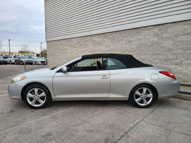 2006 Toyota Camry Solara SLE **CONVERTIBLE-LEATHER-NO ACCIDENTS- in Cars & Trucks in City of Toronto - Image 4