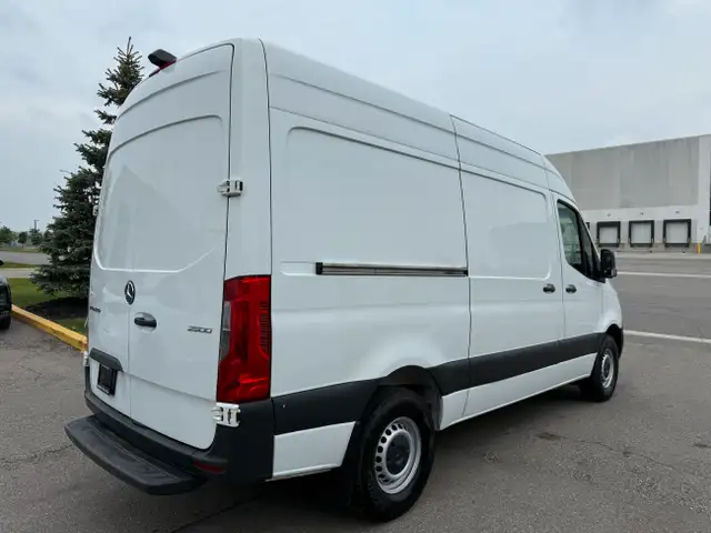 2019 Mercedes-Benz Sprinter Cargo Van 2500- CARGO dans Autos et camions dans Région d’Oakville/Halton - Image 10