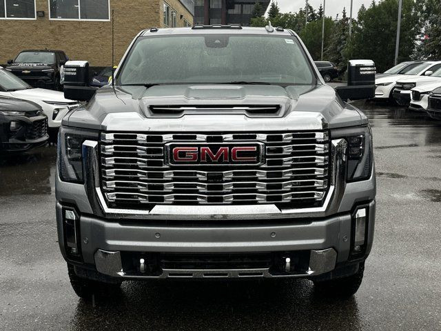 2025 GMC Sierra 3500HD Denali in Cars & Trucks in Calgary - Image 2