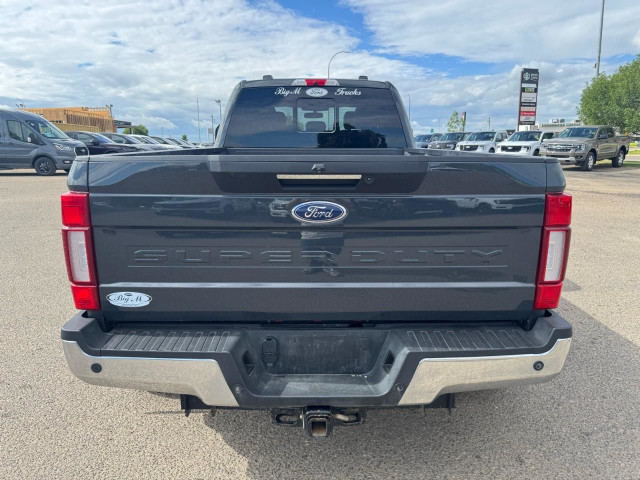 2021 Ford F-350 Lariat in Cars & Trucks in Medicine Hat - Image 4