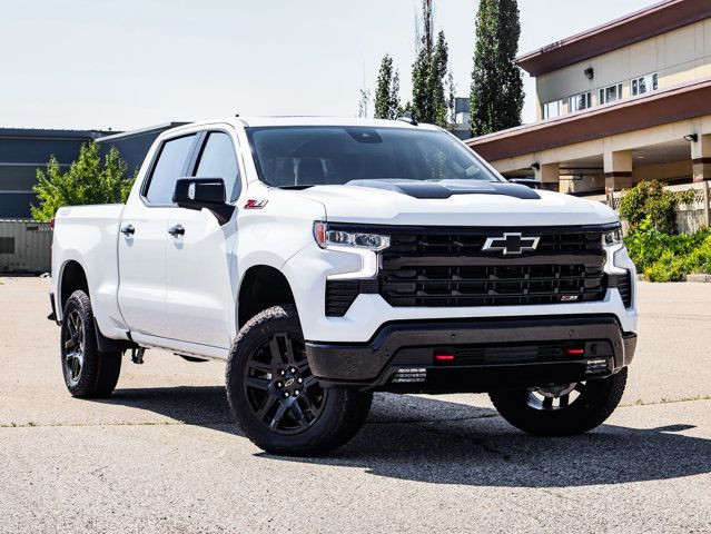 2025 Chevrolet Silverado 1500 LT Trail Boss in Cars & Trucks in Strathcona County - Image 2