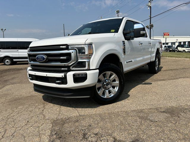 2020 Ford Super Duty F-350 SRW Platinum CrewCab 160 | Rear Cam in Cars & Trucks in Edmonton - Image 2