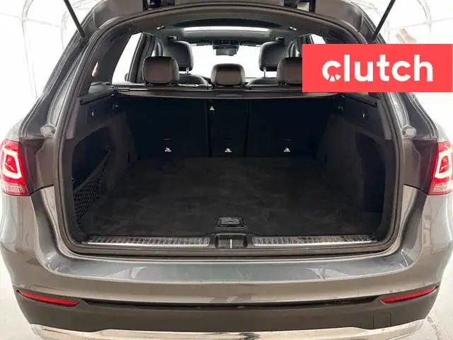 2021 Mercedes-Benz GLC 300 4MATIC AWD w/ Apple CarPlay, Heated F in Cars & Trucks in Bedford - Image 43
