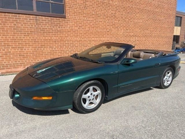 1995 Pontiac Trans Am CONVERTABLE/LEATHER/5.7 LITRE in Cars & Trucks in Oakville / Halton Region - Image 2
