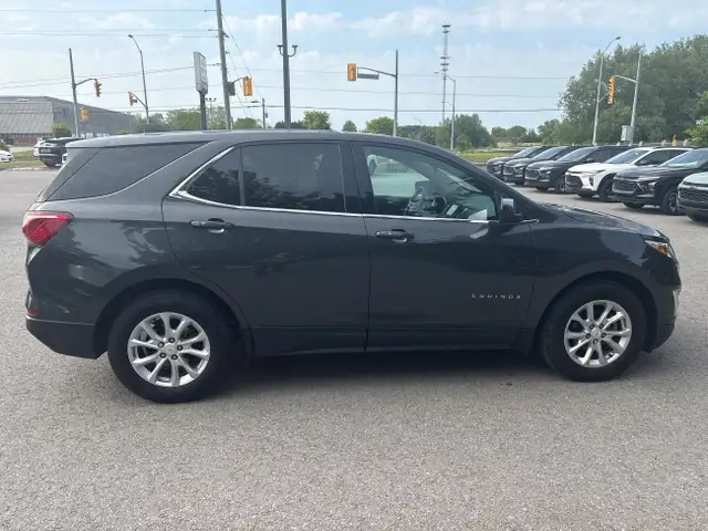2018 Chevrolet Equinox LT LT + Heated Seats + One Owner dans Autos et camions dans Région d’Oshawa/Durham - Image 18