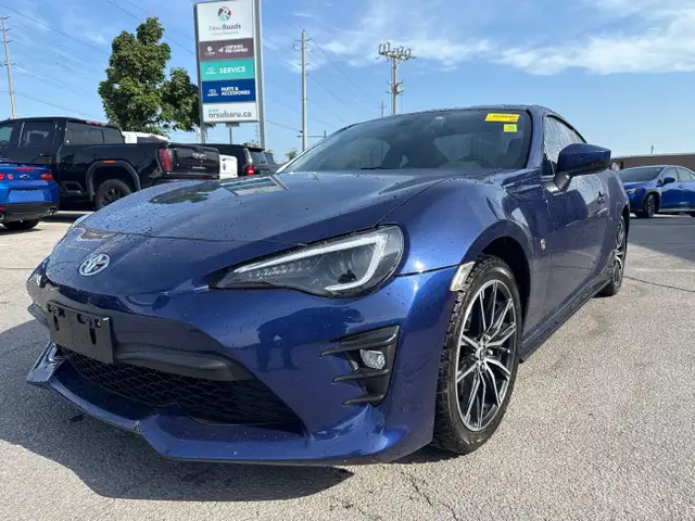 2018 Toyota 86 GT GT Auto in Cars & Trucks in Markham / York Region - Image 4