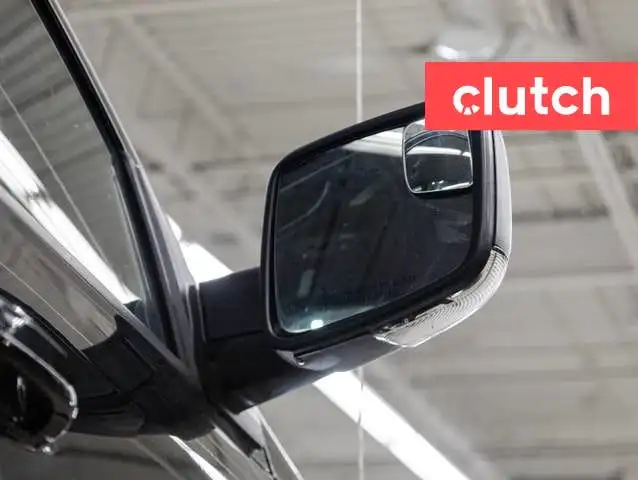 2021 Ram 1500 Classic Warlock Crew Cab 4x4 w/ Apple CarPlay & An in Cars & Trucks in City of Toronto - Image 13
