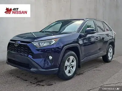 Discover why the Toyota RAV4 is a perennial favorite with this 2019 RAV4 XLE, offering a fantastic b...