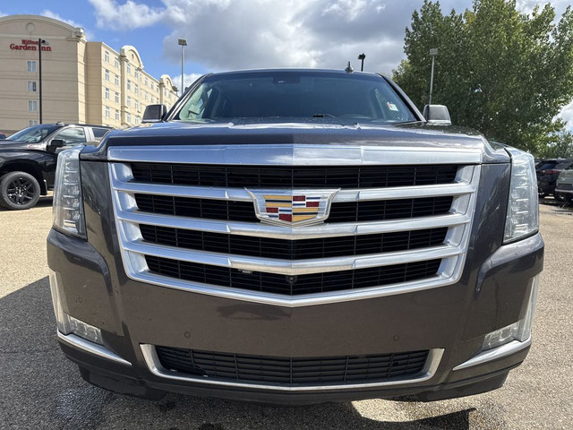 2016 Cadillac Escalade Luxury Collection | LOADED | 22 INCH RIMS in Cars & Trucks in Edmonton - Image 3