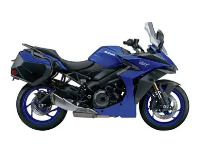 2025 Suzuki GSX-S1000GTATHE SMART SPORTS TOURER Sharp lines. A radical new face featuring a low-slun...