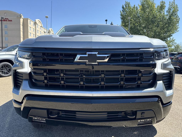 2025 Chevrolet Silverado 1500 LT Trail Boss in Cars & Trucks in Edmonton - Image 3
