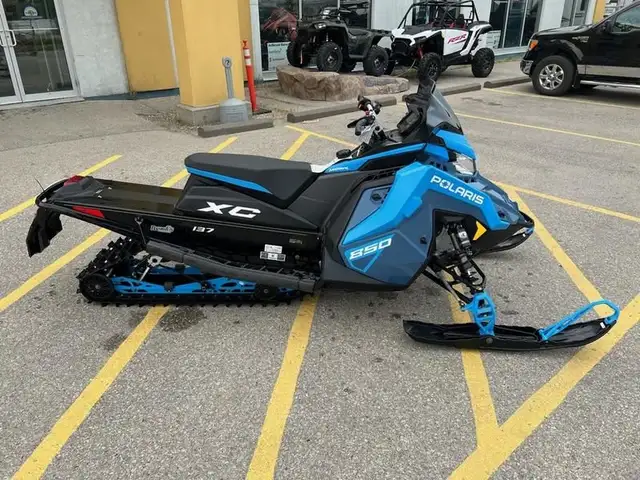 NEW 2024 Polaris 850 INDY XC 137 $105 B/W ALL CREDIT ACCEPTED! in Snowmobiles in Strathcona County - Image 7